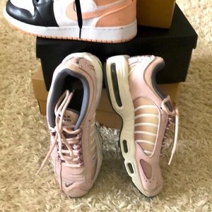 Nike shoes Max Air👀